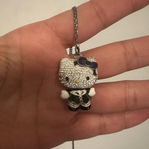 Hello Kitty chain with Swarovski crystals